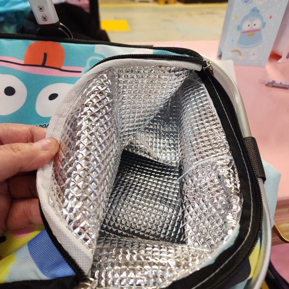 Sanrio picnic basket - Picture 2 of 4